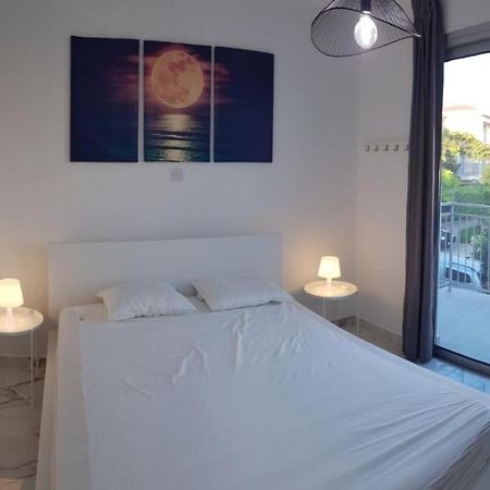 Eros Maisonette In Latchi Area Just 700 Meters Or One-Minute Drive From Polis Municipal Beach Екстер'єр фото